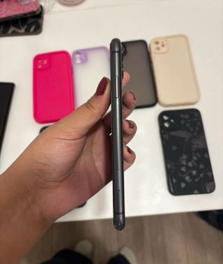 iPhone 11 64GB Negro 80% Batería
