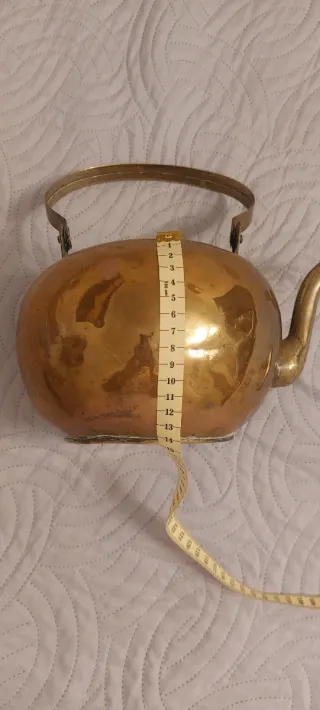 Tetera de latón vintage