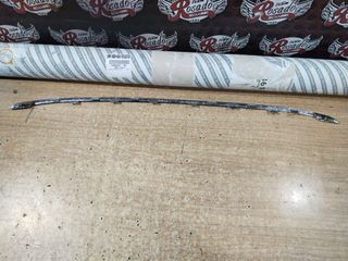 Fiat 500 Parachoques delantero superior central mo