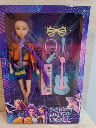 Muñeca Rumi guerrera kpop