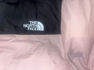 Chaqueta The North Face Rosa y Negra