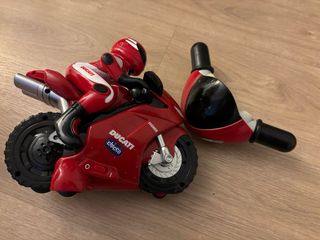 Moto teledirigida Chicco Ducati
