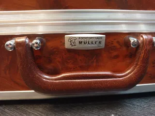 Maletín nuevo sin usar