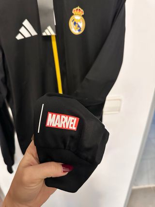 Chaqueta Real Madrid x Marvel Adidas Negra