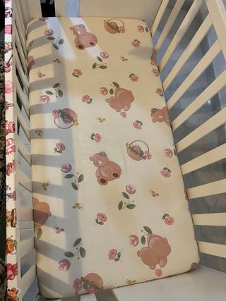 cuna bebe con móvil musical