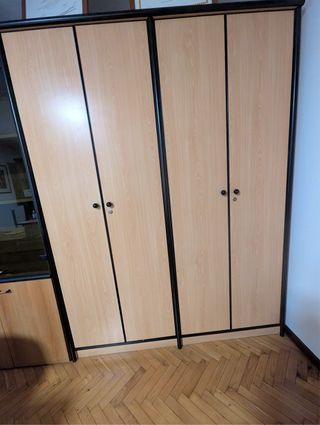 Armario grande de madera 2X1