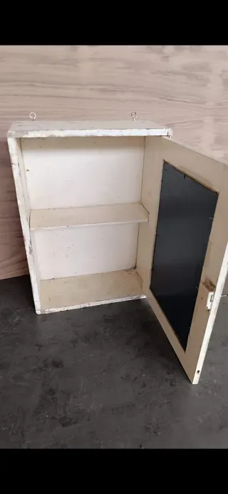 Armario botiquín antiguo madera y cristal