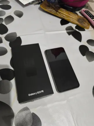 Samsung Galaxy S23 FE Grigio