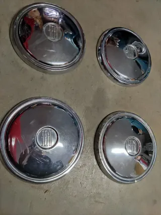 Tapacubos Seat 850 Usados (4 Unidades)