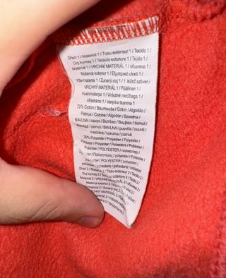 Casaco Puma Rosa com Detalhes Vermelhos