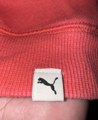 Casaco Puma Rosa com Detalhes Vermelhos