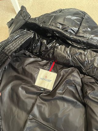 Abrigo Moncler Negro Brillante
