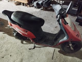 Moto 50 scooter