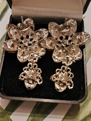 Pendientes flor con piedras preciosas vintages