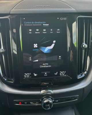 Volvo XC60 2.0 D3 Momentum Pro