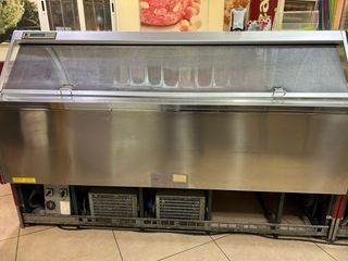 dos Vitrina expositora refrigerada para heladería