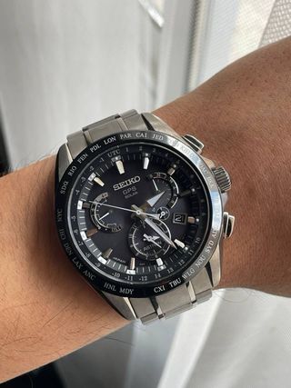 Seiko Astron GPS Solar Titanio SSE045J1 Fullset
