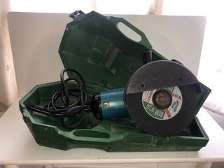 Radial Makita 9609 HB + 25 discos corte