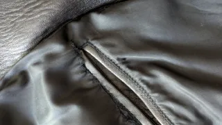 Chaqueta de piel negra para hombre