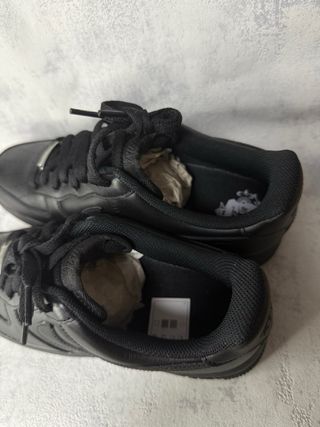 Nike Air Force 1 Negras Talla 42