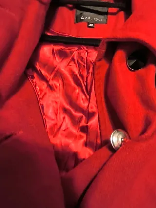 Abrigo Amisu Rojo Talla M