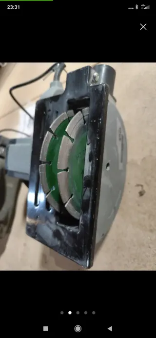 Ranuradora Eléctrica con Maletín marca Manessman