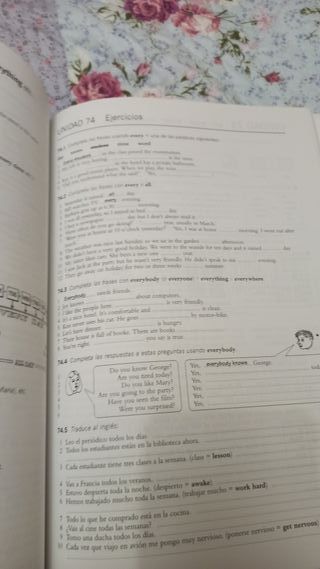 Essential Grammar in Use Spanish Edition with A...