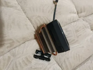 Cooler AMD Wraith Max RGB Usado