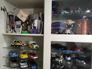 Vitrina blanca y cristal