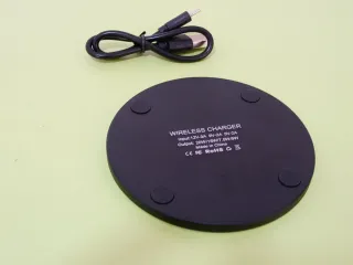 Caricabatterie wireless USB portatile