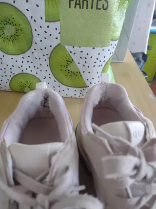 Deportivas Guess  Mujer