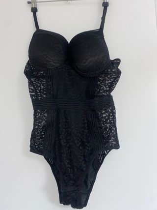 Body negro encaje transparente