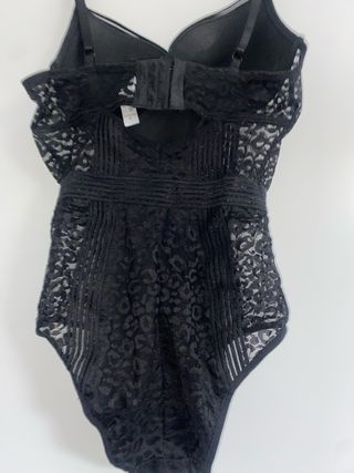 Body negro encaje transparente