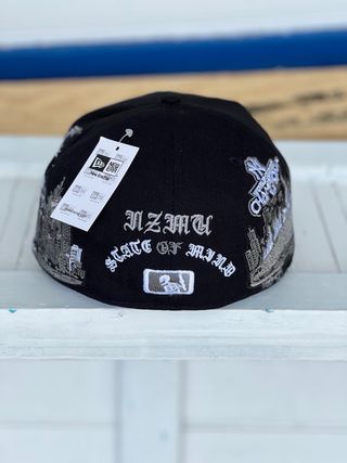Gorra New Era NY Negra con Diseño Calavera