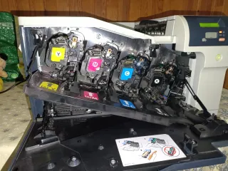 HP Color LaserJet CP5225 Impresora