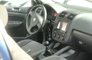 Volkswagen Golf 2005