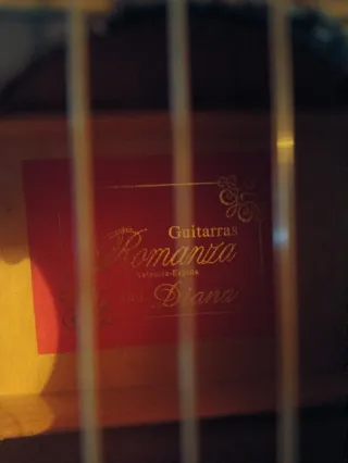 Guitarra clásica Española con funda y exesorios