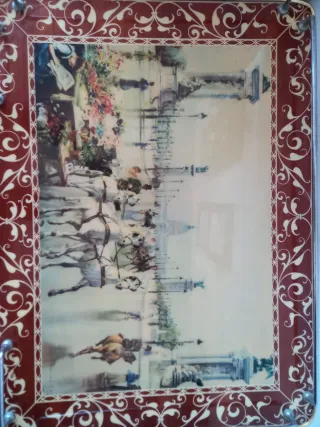 Mesita auxiliar vintage con diseño