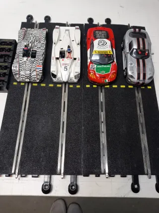 Circuito Scalextric 4 carriles (óvalo tipo Nascar)