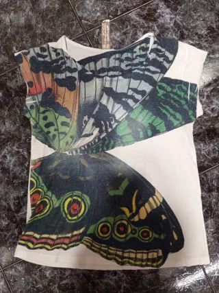 Camiseta Zara Mariposa Multicolor