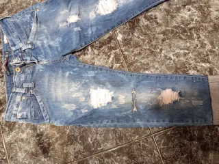 Pantalón pirata Zara