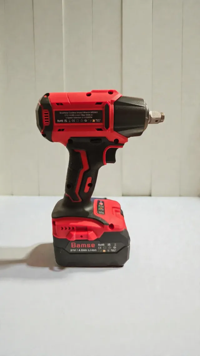 Llave de Impacto Inalámbrica Bamse 21V