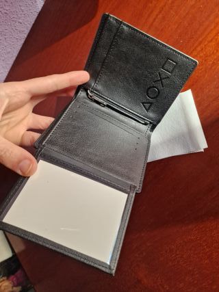 Cartera PlayStation 2 (PS2) Negra