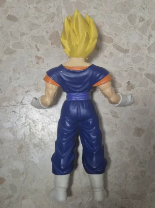 Figura Vegetto SSJ 2