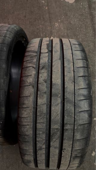 235/35/19 Michelin Pilot Super Sport Neumático