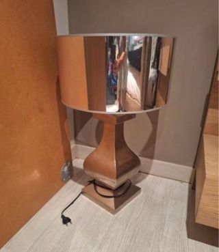 Lámpara de mesa metal madera