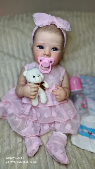 Muñeca estilo reborn 47cm, Cuerpo de vinilo