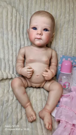 Muñeca estilo reborn 47cm, Cuerpo de vinilo