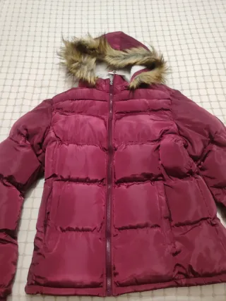 Abrigo acolchado mujer con capucha