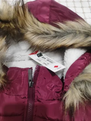 Abrigo acolchado mujer con capucha